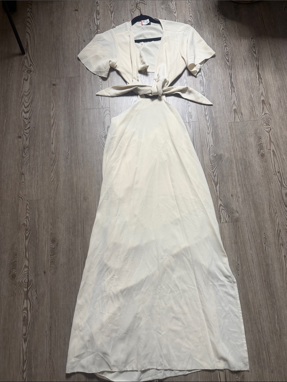 SHEIN Cream Backless Tie-Front Maxi Dress